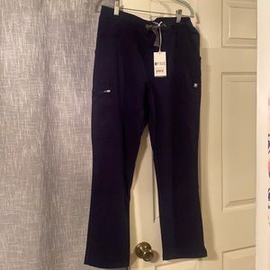 Yola skinny pants, petite medium, navy blue NWT